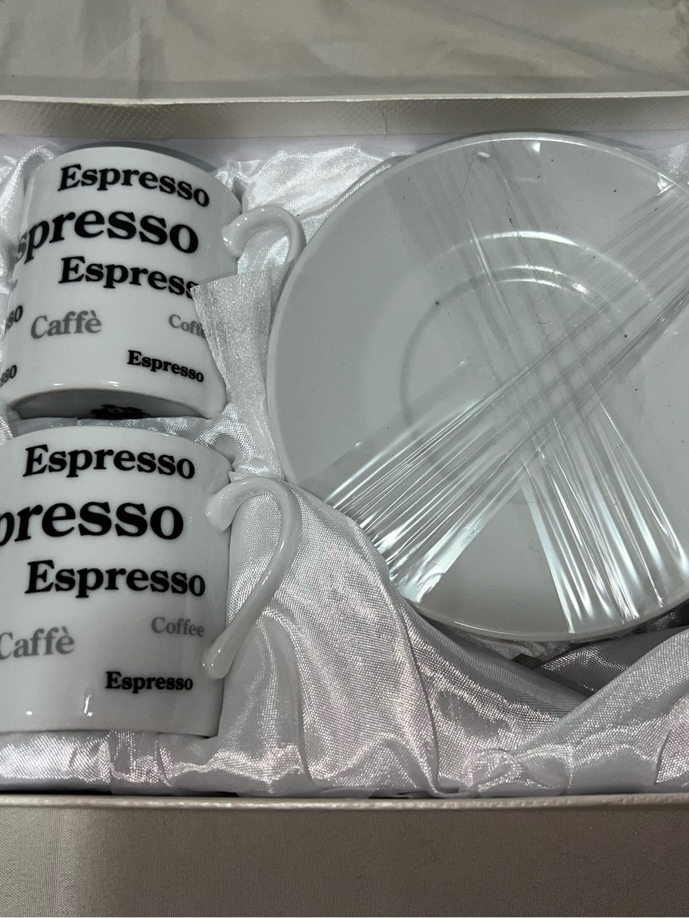 These are D'Lusso Designs espresso cups and saucers in a gift box